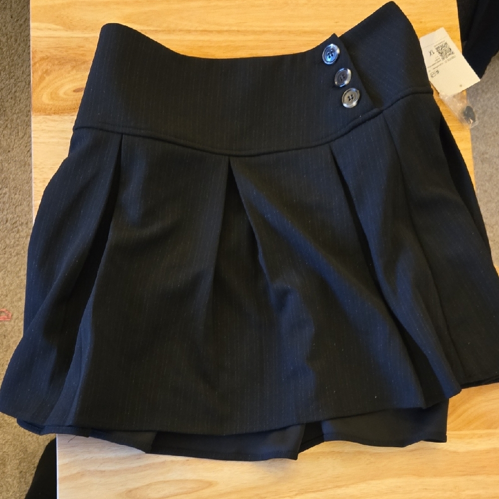 Forever 21 Plus Black Buttoned Pleated Sparkle Mini Skirt 1X